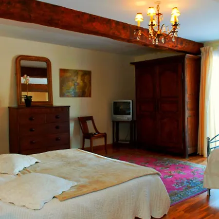 Domaine De La Mare Elan 3*
